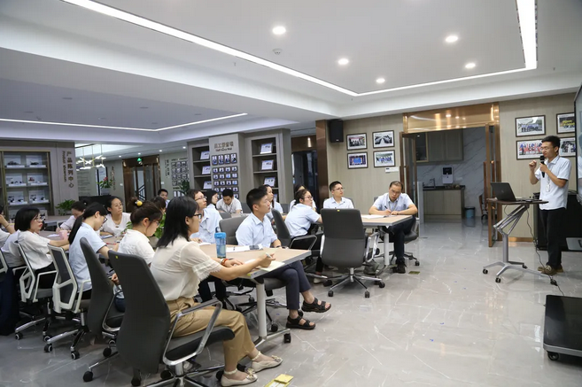 56 直流無刷離心水泵工程師